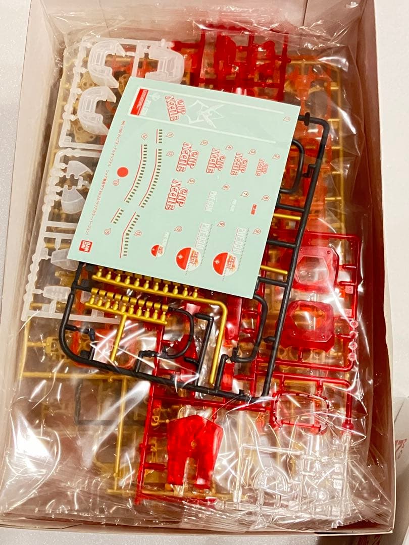 懸賞品 MG MS-06S ザクII Ver.2.0クリアカラー カップヌードル