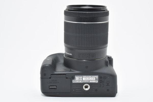 【ほぼ新品】キャノン Canon EOS Kiss X7 レンズキット