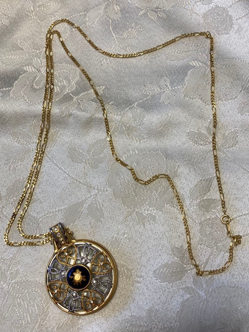 LIMOGES ポーセリン ルーペの ネックレス