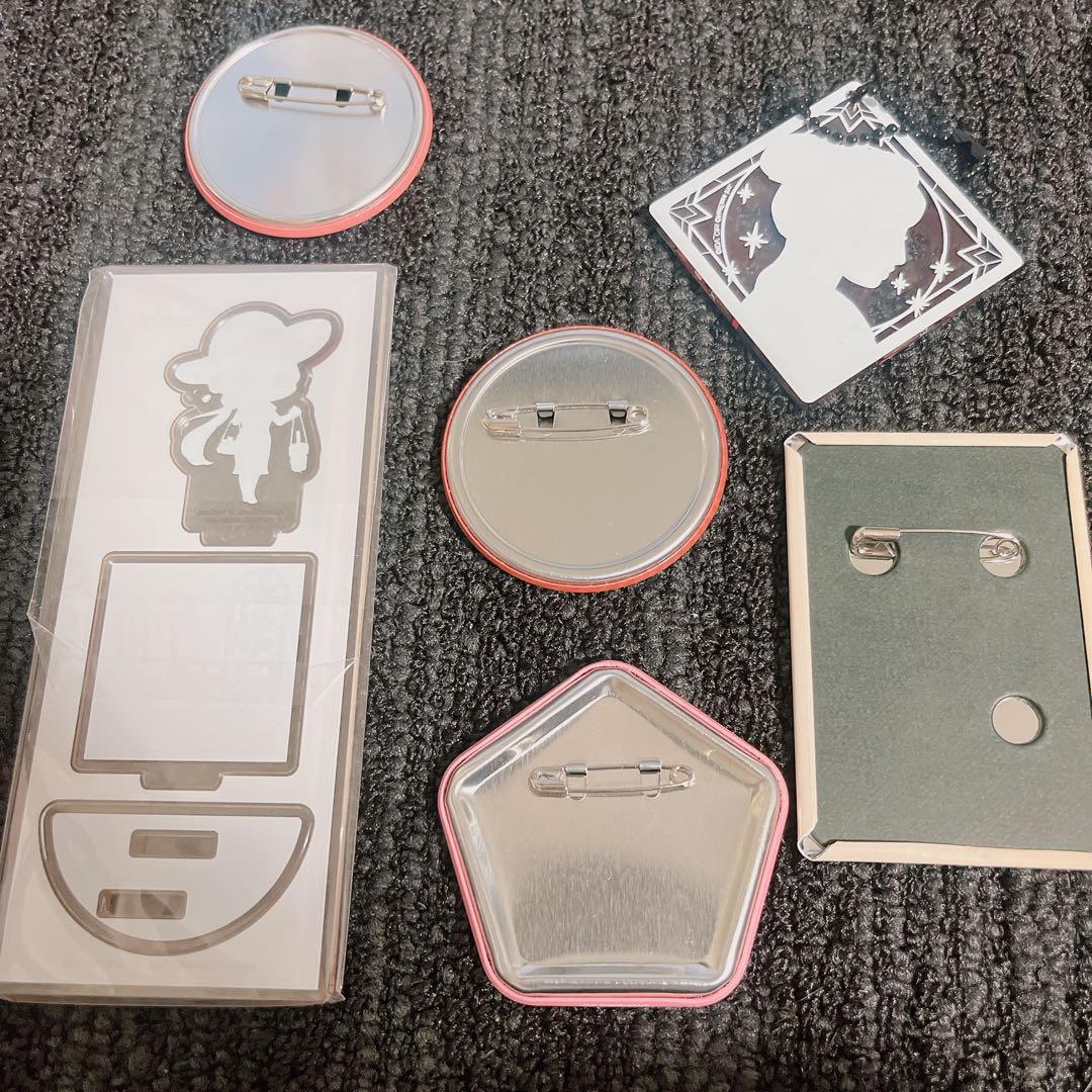 第五人格 缶バッジ アクリルスタンド 美智子