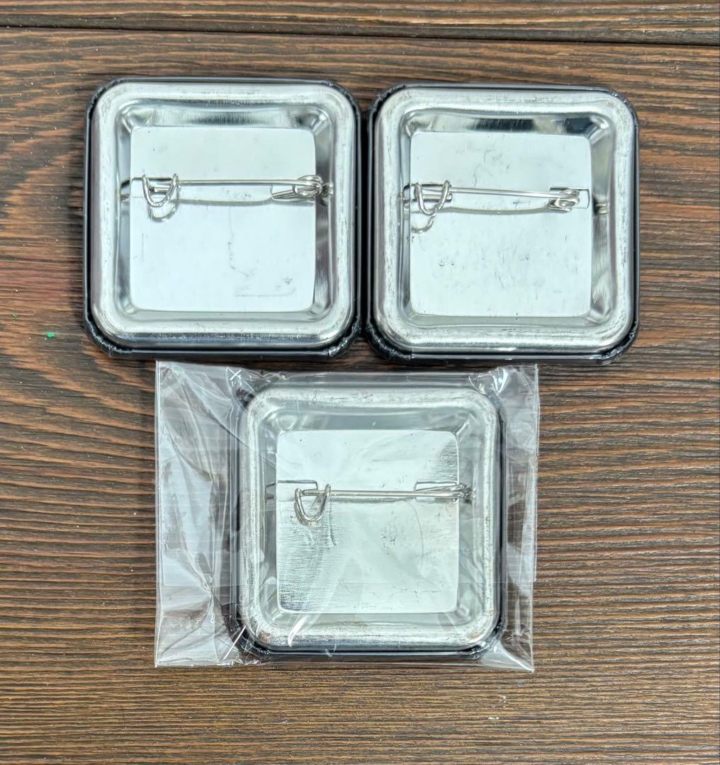 初音ミク スクエア缶バッジ 3個セット ピエレッタ