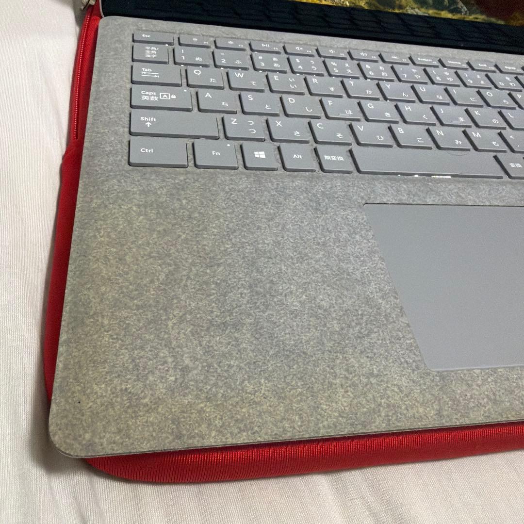 surface laptop 初代