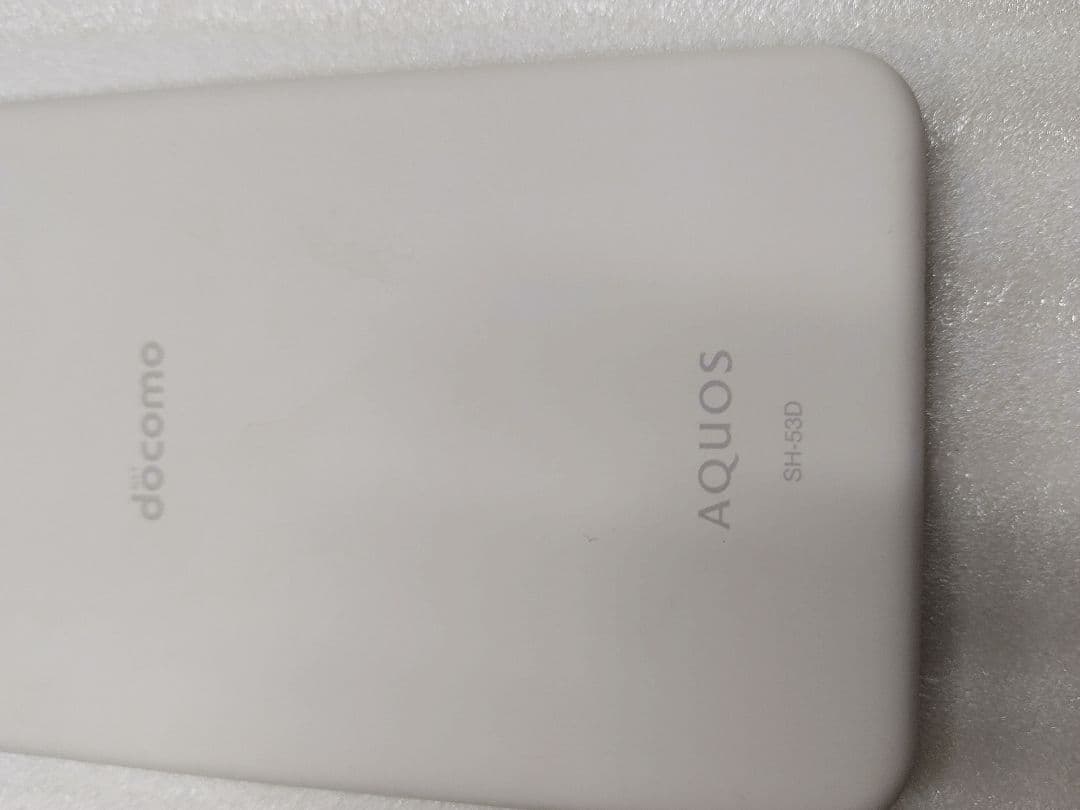 4-369 AQUOS SH-53D スマートフォン　ジャンク　説明文必読