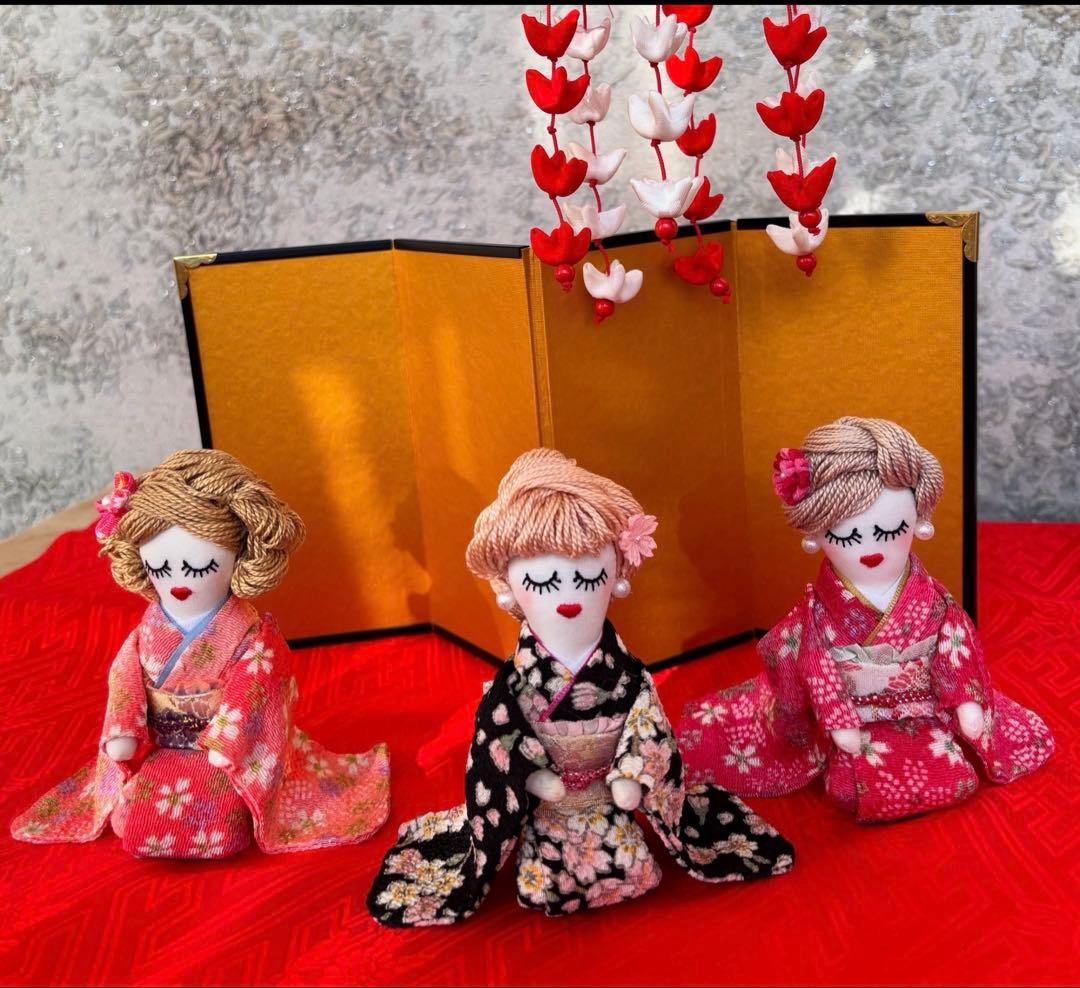 ルルべちゃん　お着物生地　黒地に桜が綺麗　ちりめん