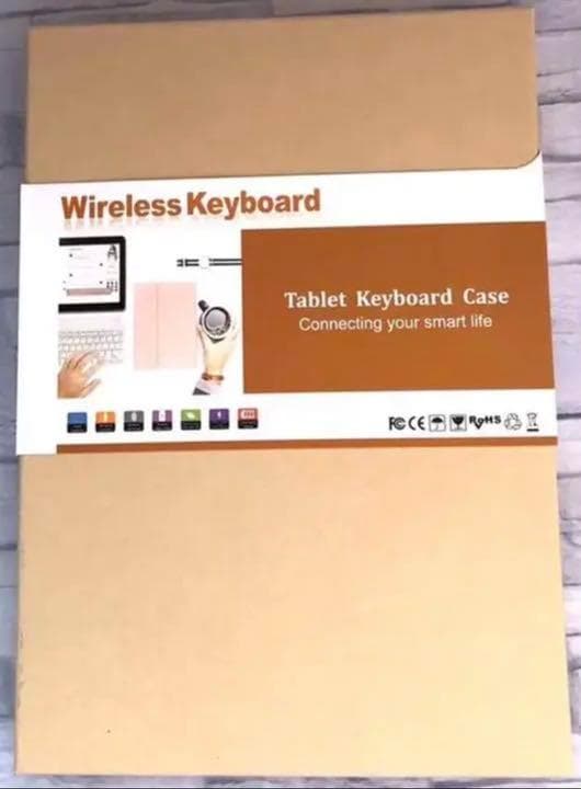 イタリアデザインでお洒落♪❤ペン収納ホルダー付き❣iPadケース＆キーボード