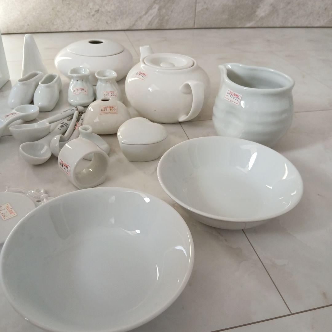 ポーセラーツ　ホワイト 陶器 キッチン用品セット