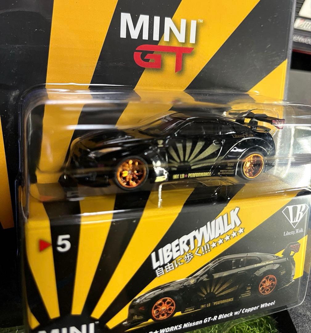 miniGT 1/64 GTR No.5 LBブラック　カッパーホイール 未開封
