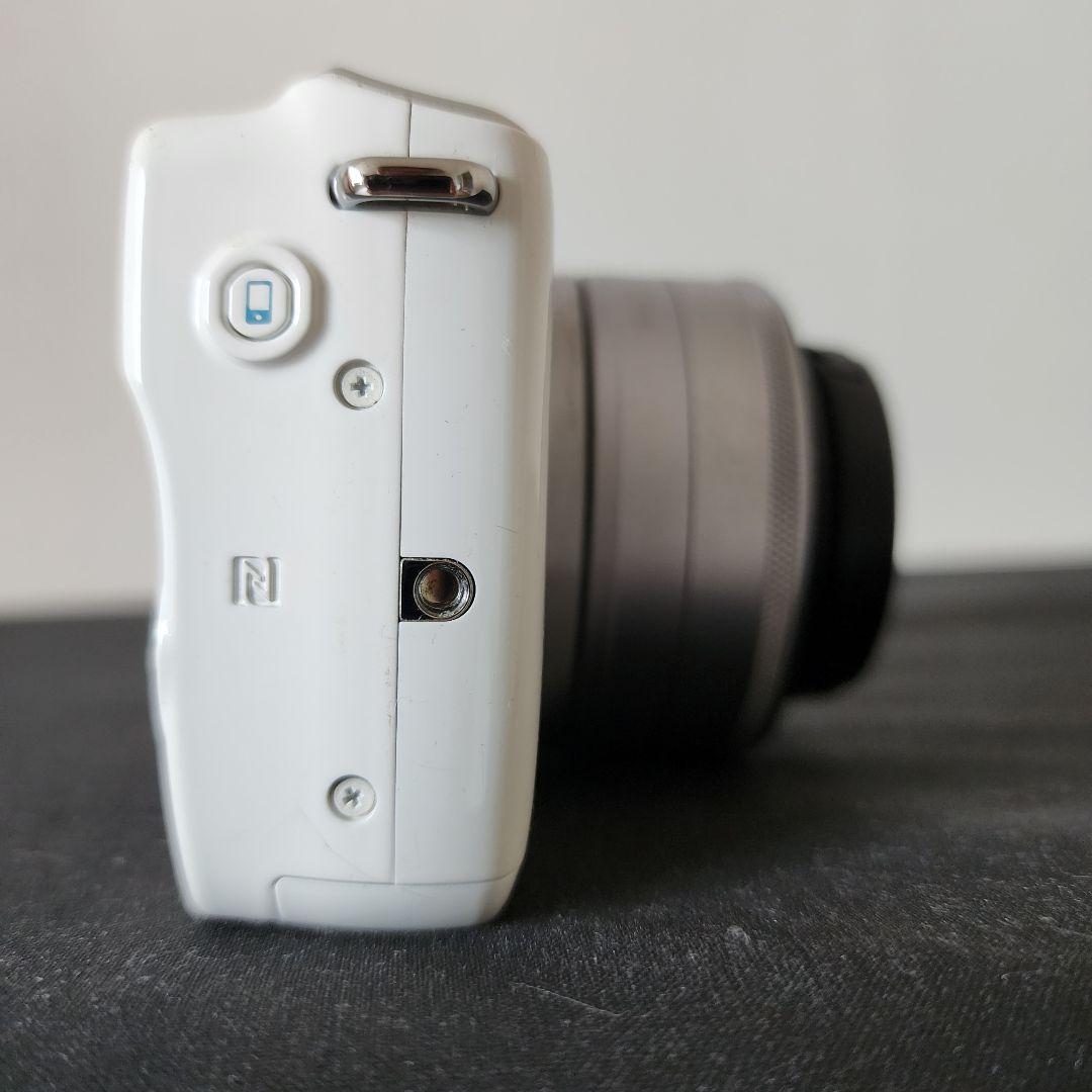 Canon EOS M10＋ レンズ計3点　説明文と写真を良くご覧ください