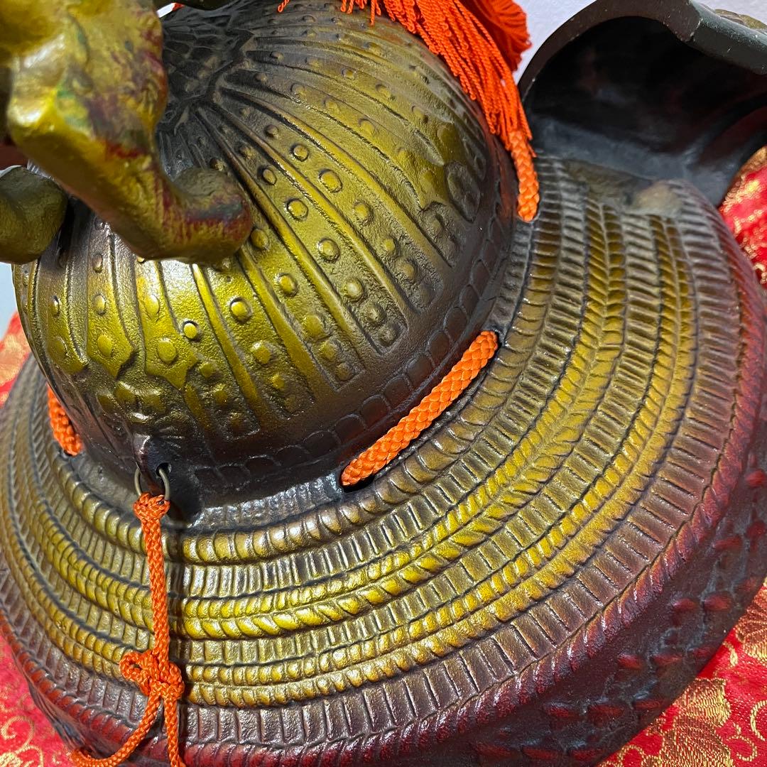 刻印あり　源九郎義経　長鍬型獅子頭の兜「出世兜」