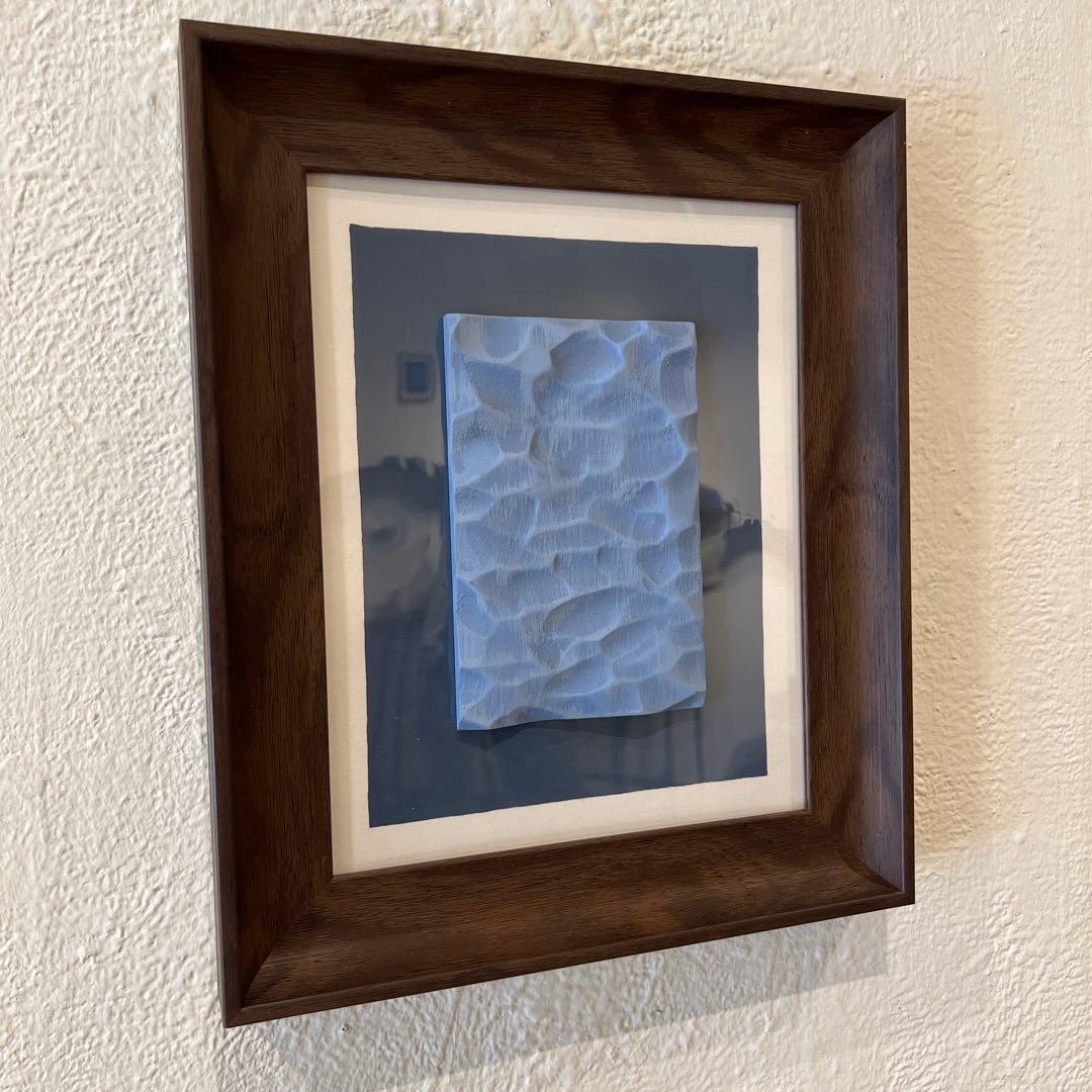 青い立体アート作品