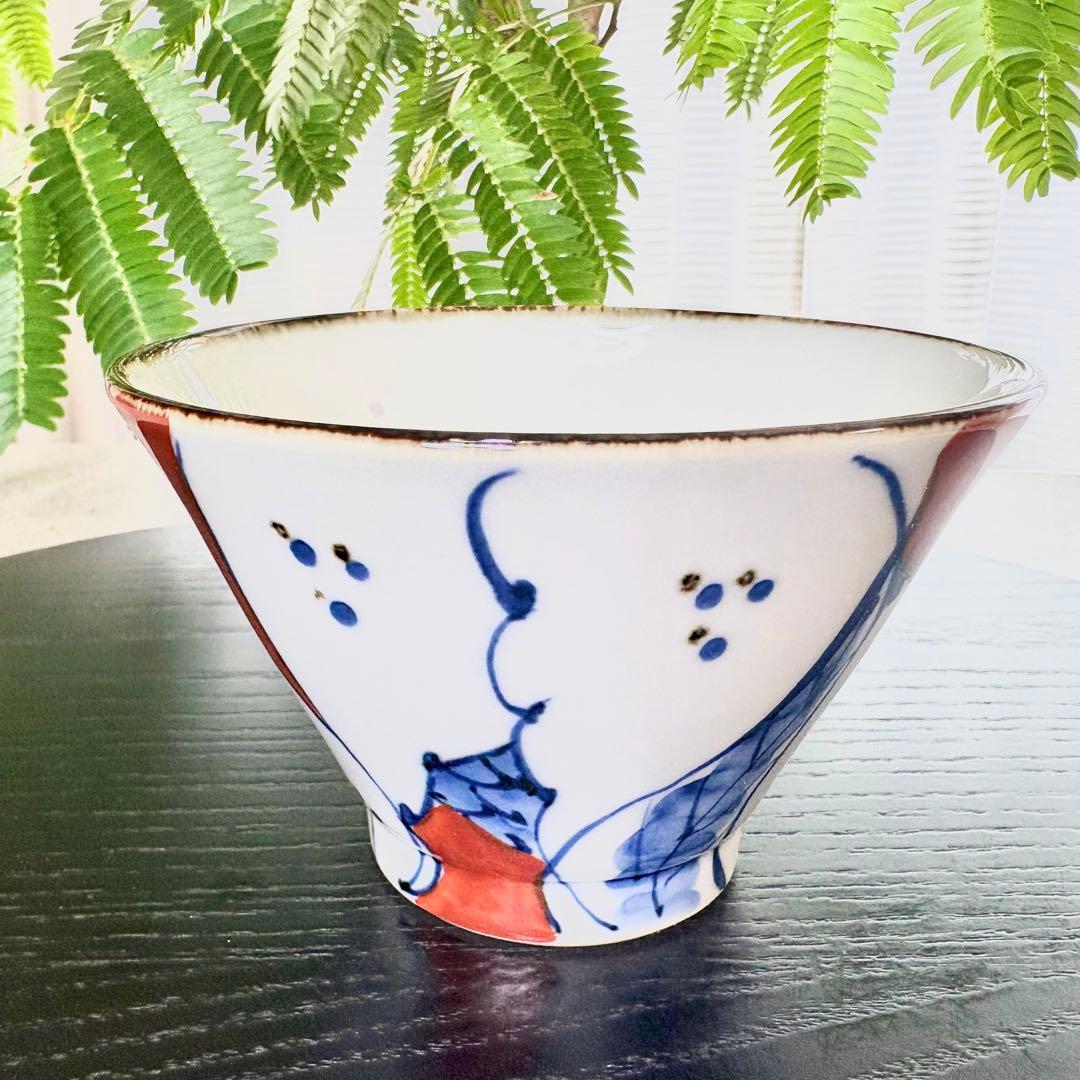 568碗　二柄　赤絵ザクロ　ボタン唐草　赤　青　飯碗　夫婦茶碗　ペア 万博　食器