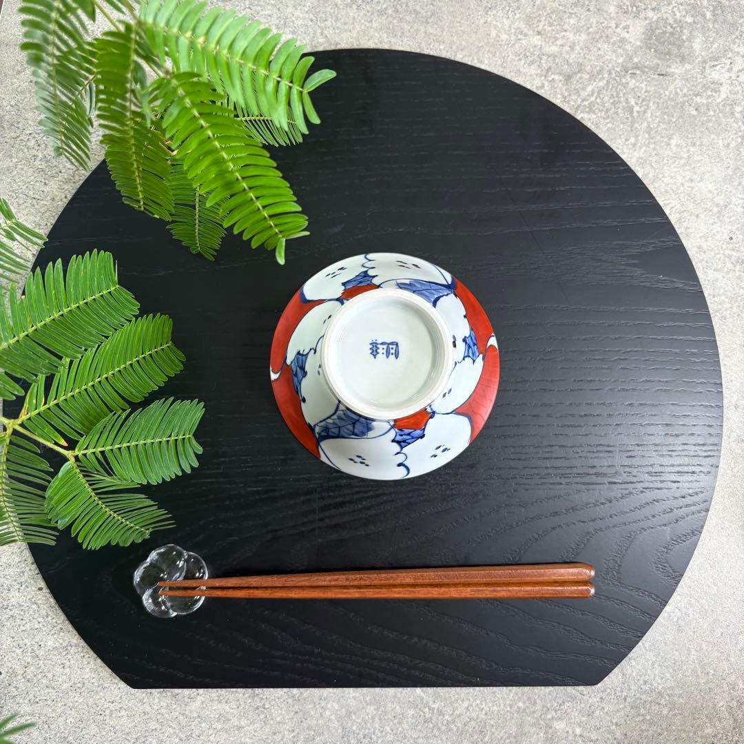 568碗　二柄　赤絵ザクロ　ボタン唐草　赤　青　飯碗　夫婦茶碗　ペア 万博　食器