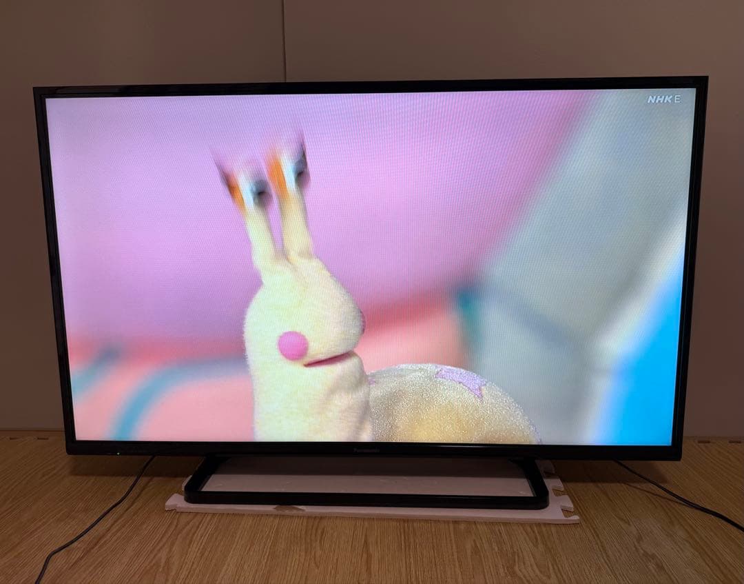 パナソニック　TH-42C305 42型　⭕　地上 BS/CSテレビ