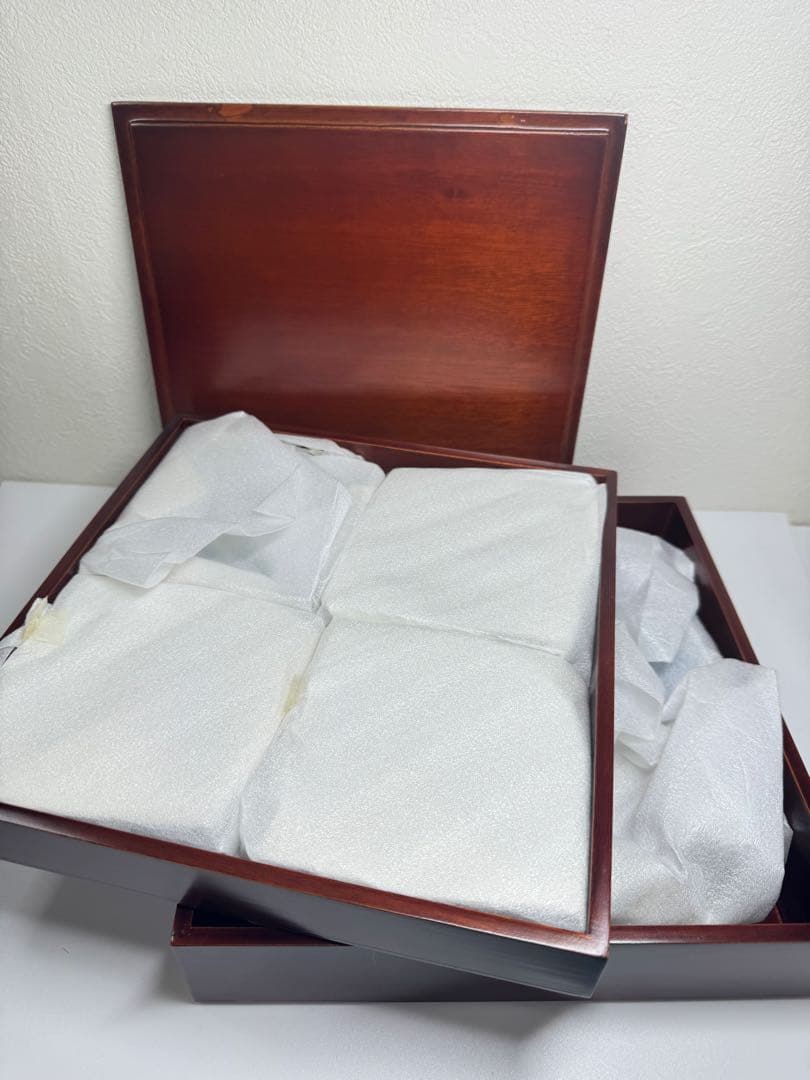 有田焼 清秀 絵変り 銘々皿揃 5枚＋大皿1枚 木箱入り