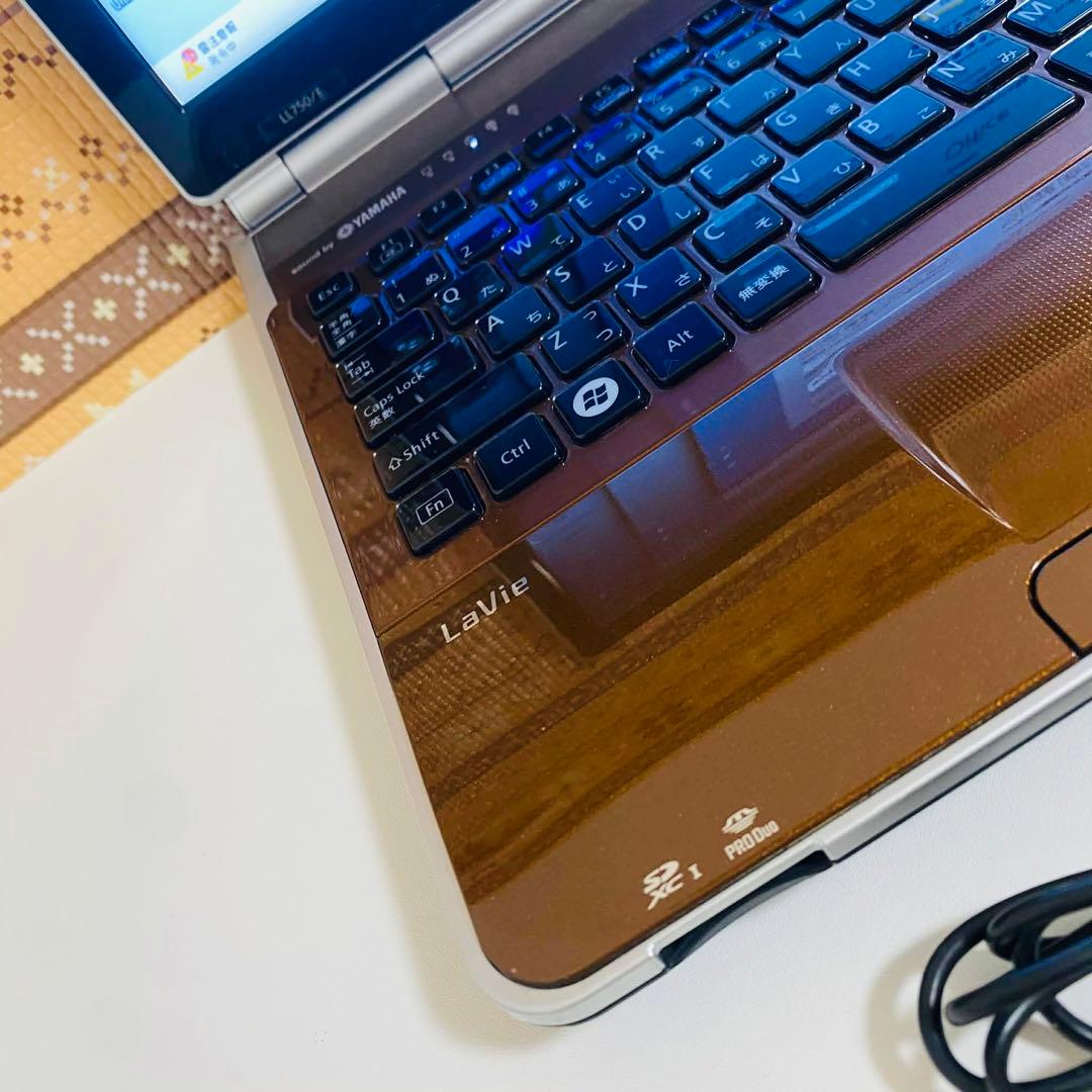 Y945 NECノートパソコンi7メモリ8G高速SSDサクサクWindows11