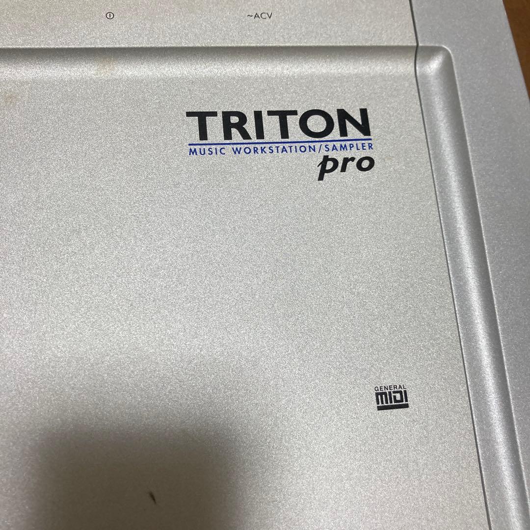 KORG TRITON 76鍵 シンセサイザー　名機