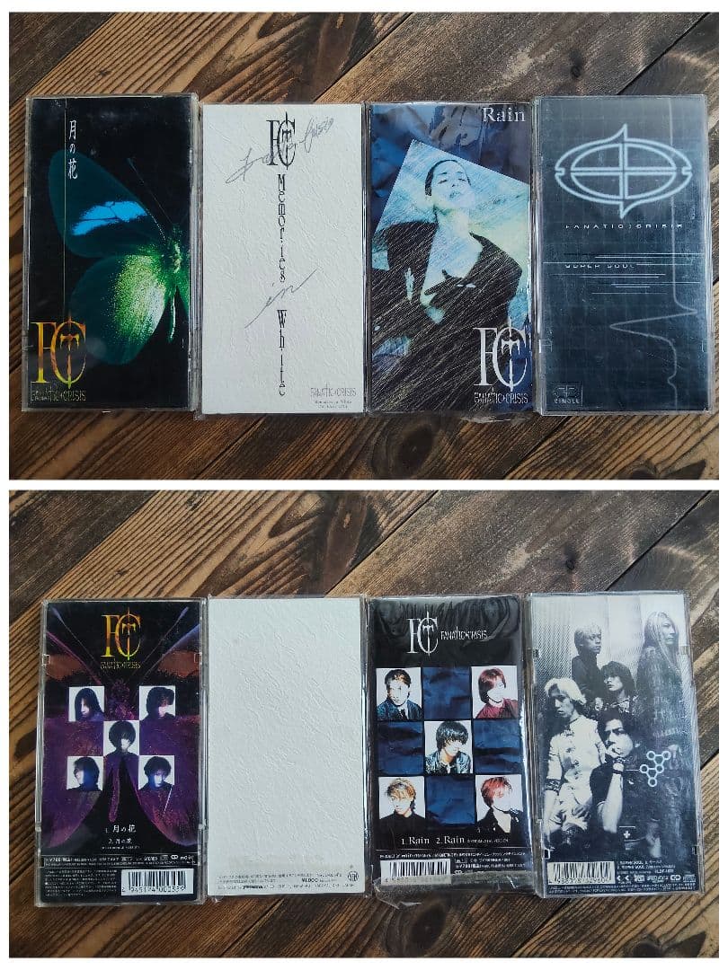 FANATIC◇CRISIS まとめ売り サイン色紙　CD パンフレット　V系