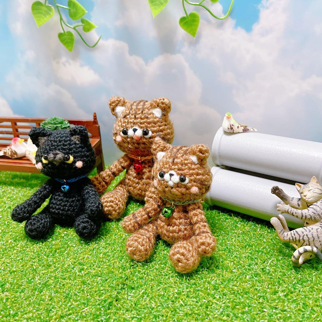 あみぐるみ　コロコロ仲良し茶トラたん兄弟と従兄弟の黒たん☺︎☺︎☺︎