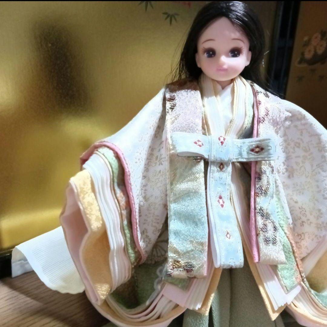 リカちゃん おひなさま 雛人形 着せ替え 平安装束 十二単風
