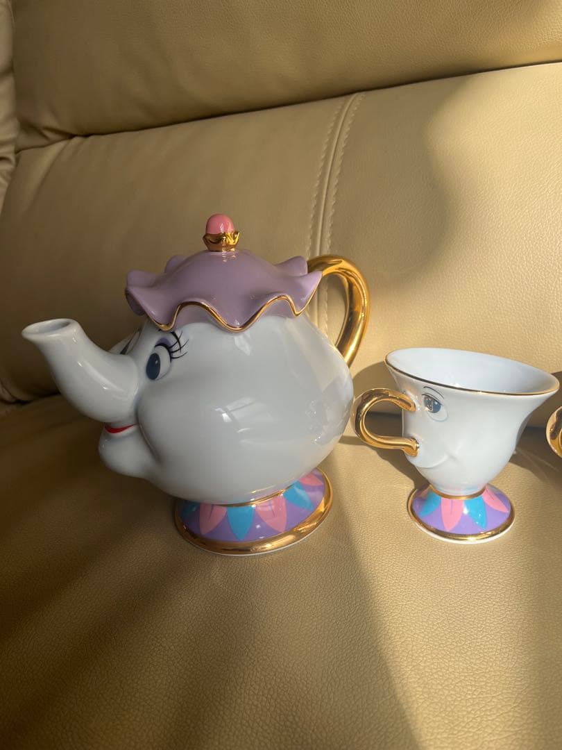 ディズニー 美女と野獣　ポット夫人 チップ　ティーポットセット
