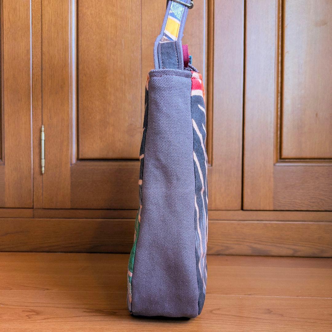 ショルダーバッグ　武者のぼり旗リメイク　柿渋染め×帆布　2026 黒いたてがみ