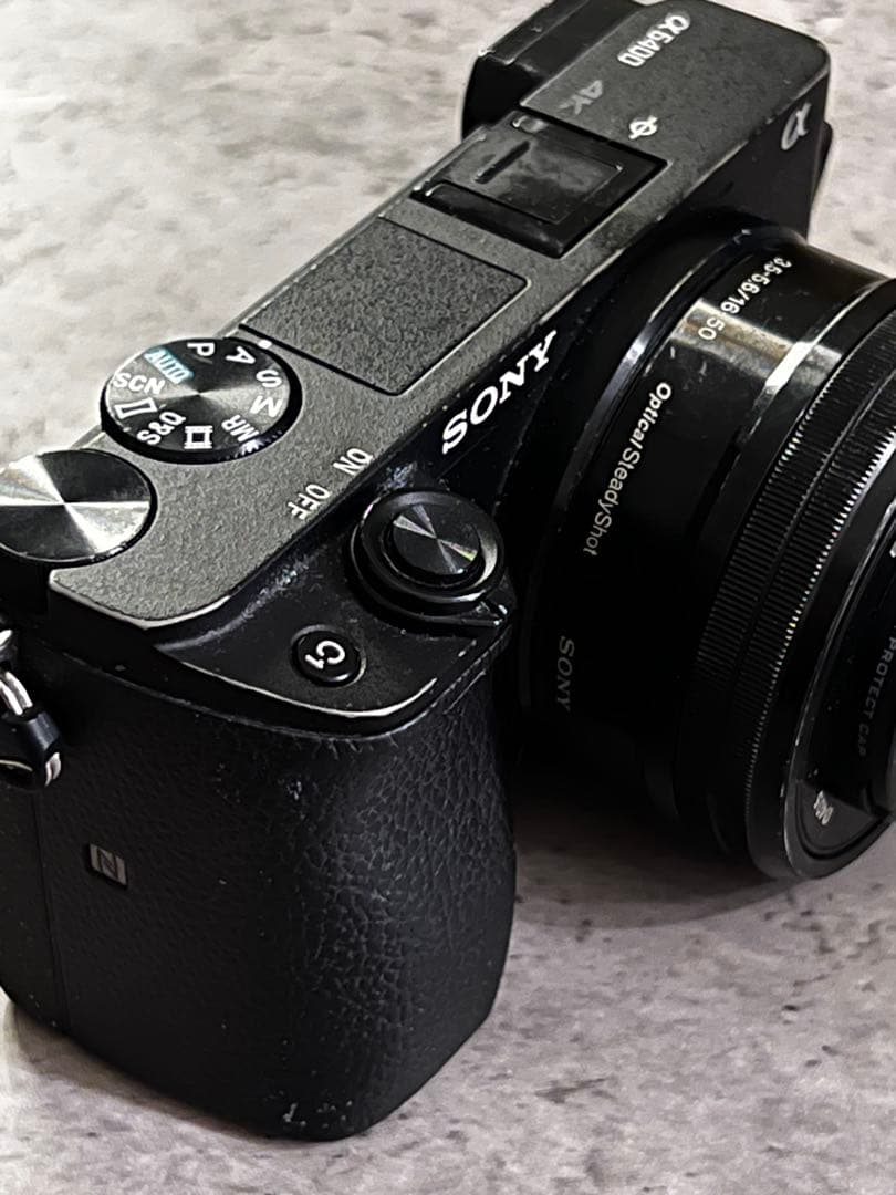 Sony α6400 本体　（箱あり）