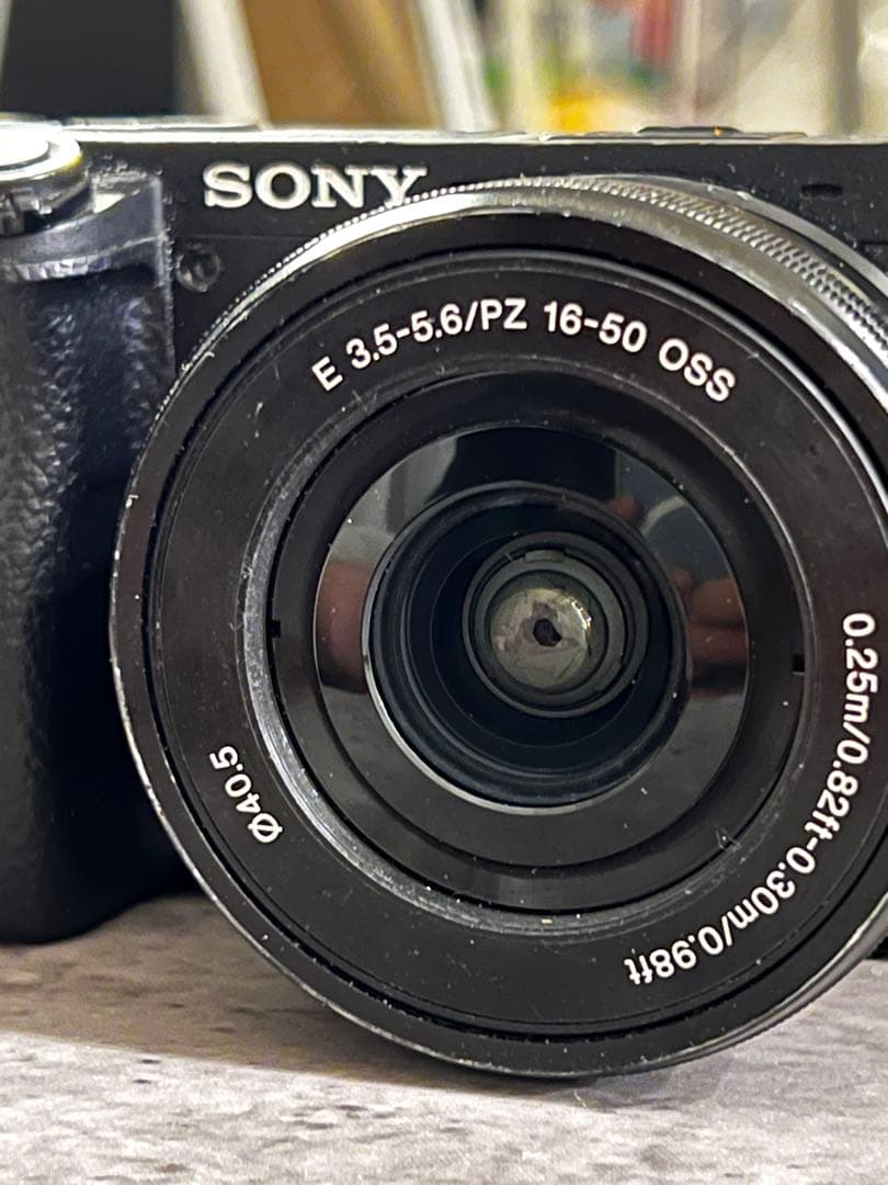 Sony α6400 本体　（箱あり）