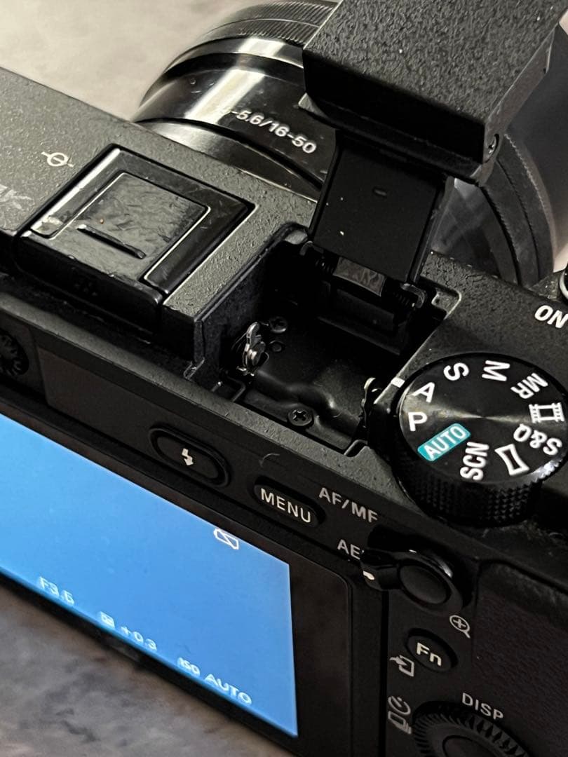 Sony α6400 本体　（箱あり）