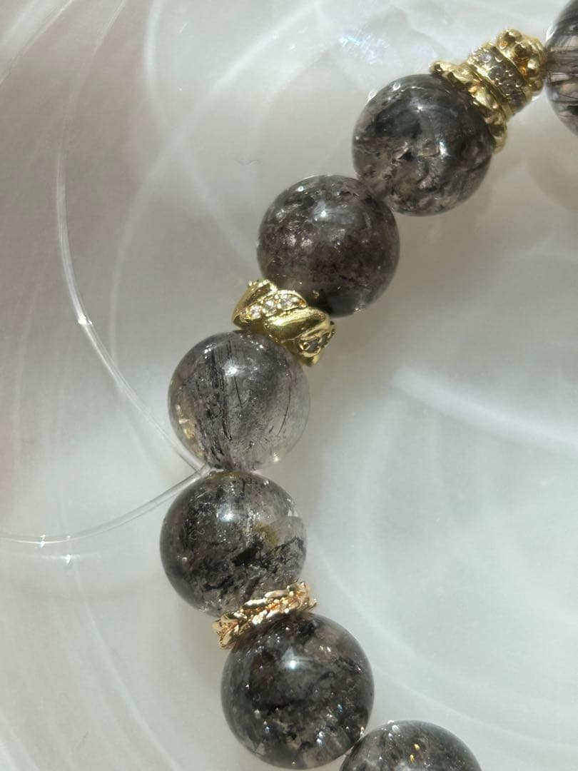 ブラックルチル、ブラックエレスチャル水晶のブレスレット