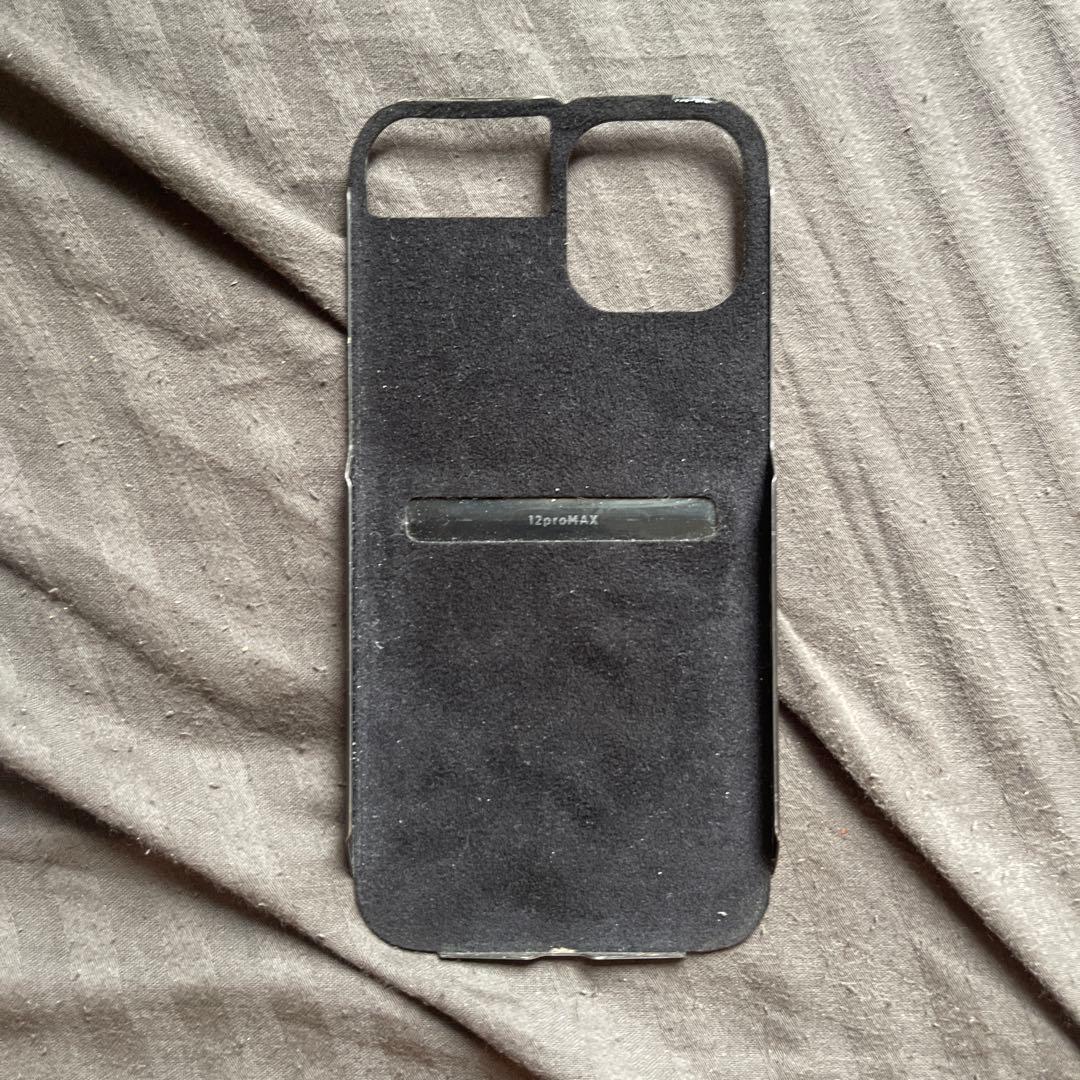 CLAUSTRUM iPhoneケース