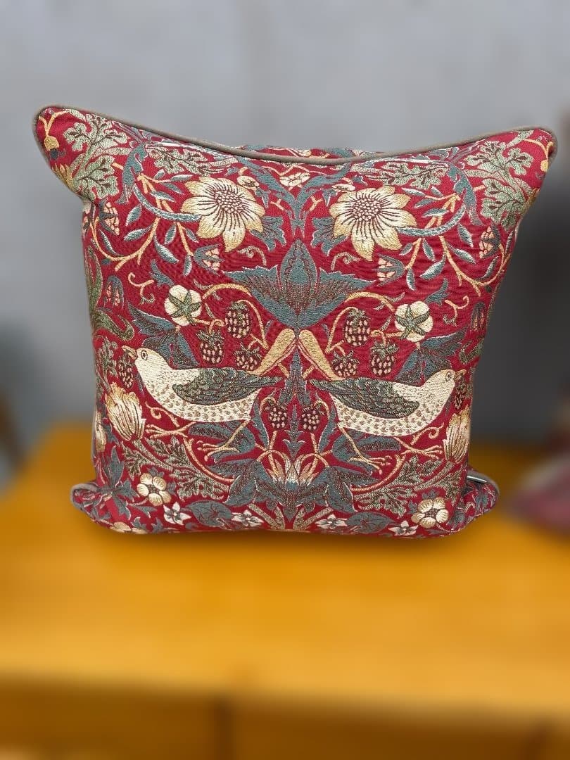 ★ いちご泥棒 William Morris Strawberry Thief