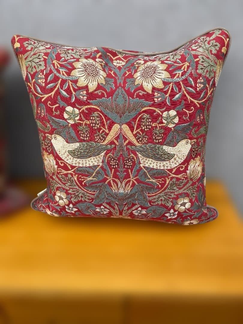 ★ いちご泥棒 William Morris Strawberry Thief