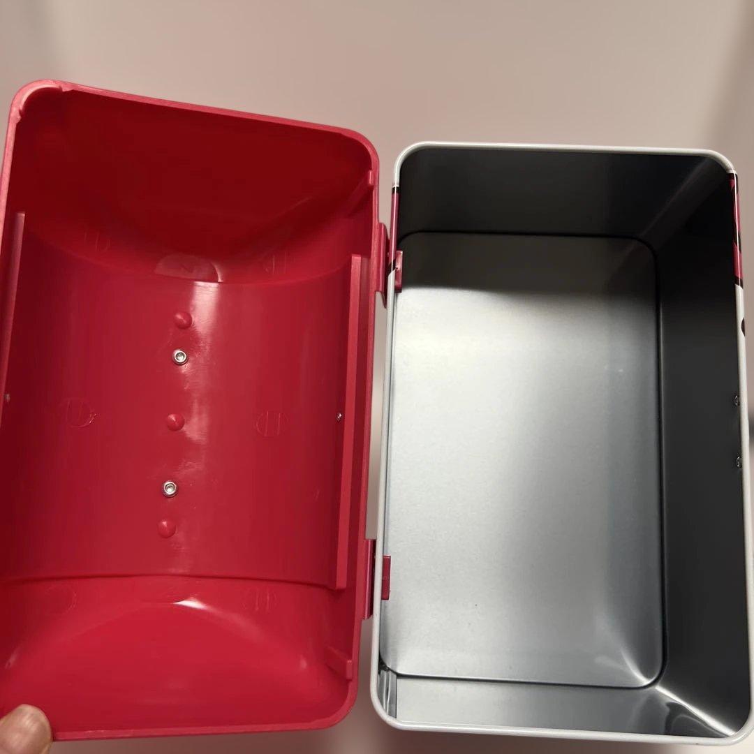 ハローキティ マイメロディ 缶　ケース　小物入れ　空き缶