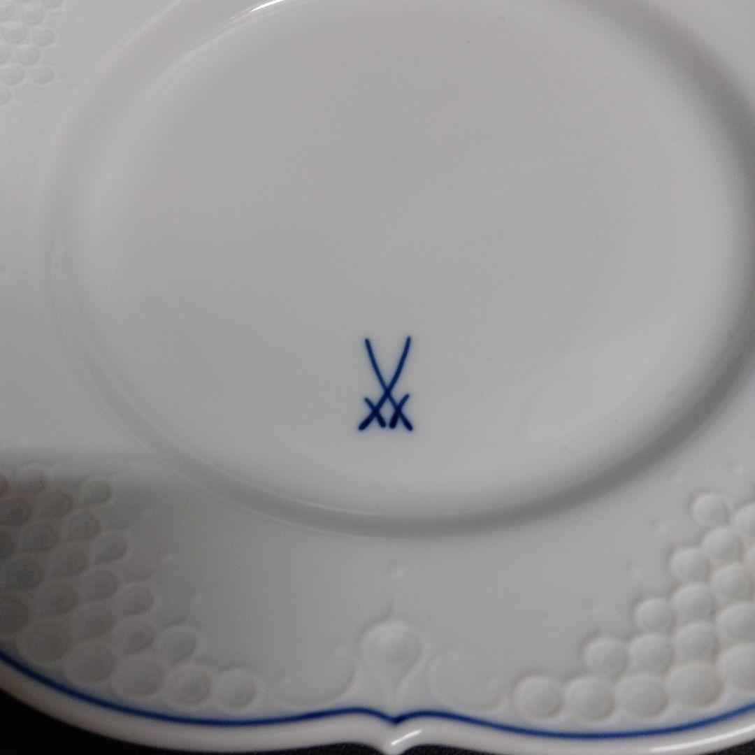 マイセン　2000年イヤープレート　ホワイトレリーフ　中古品