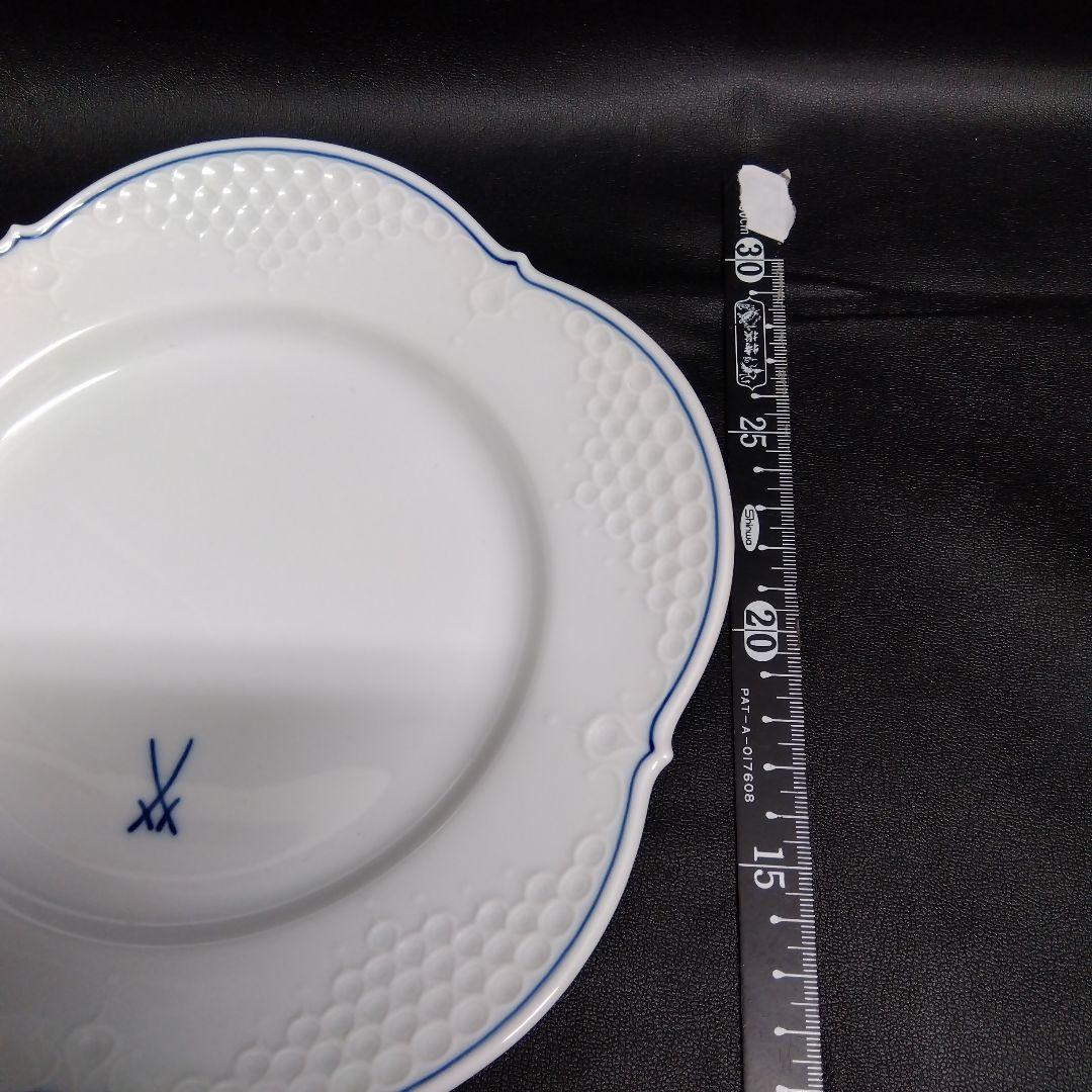 マイセン　2000年イヤープレート　ホワイトレリーフ　中古品