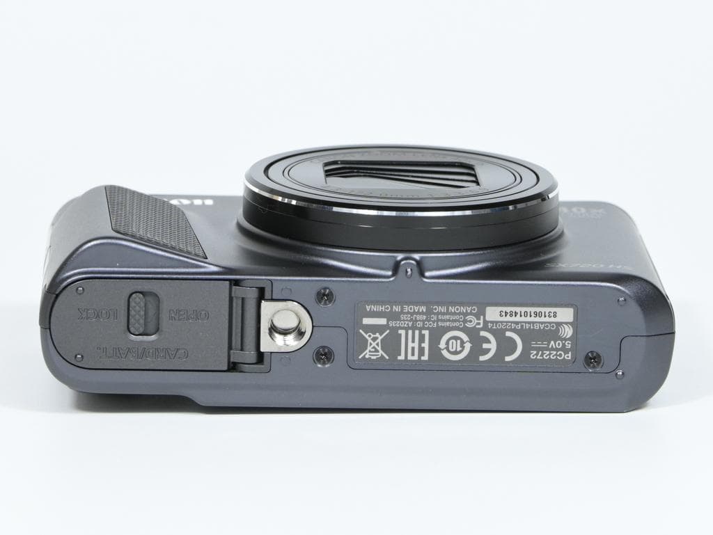 【超美品】 キヤノン　Canon PowerShot SX720 HS ブラック