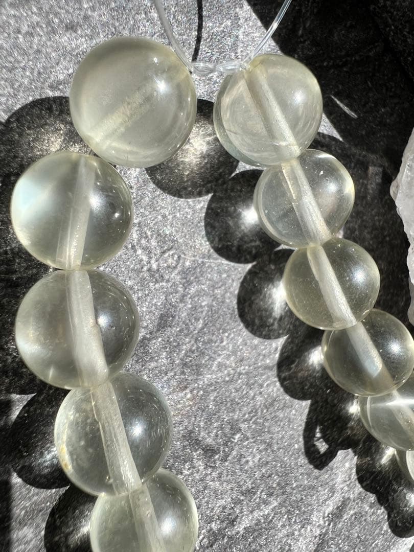 極上/透過リビアングラス 8mm ブレスレット 内径16cm 天然石 隕石 希少