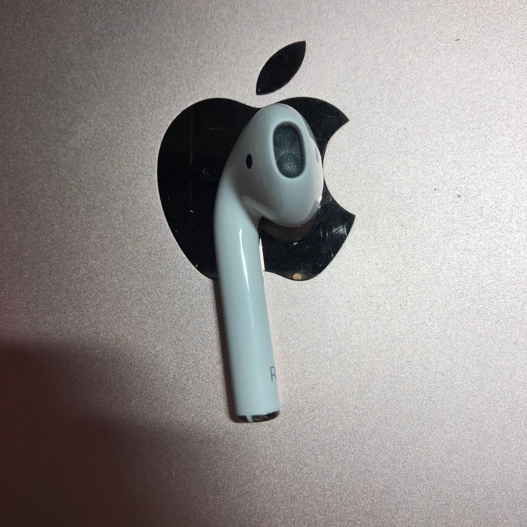 Apple AirPods 第2世代　右側　右耳　右