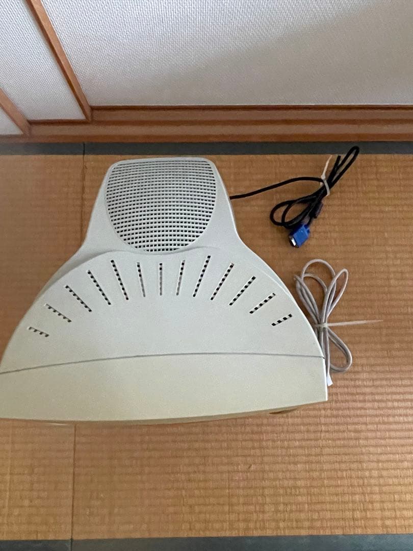 懐かしいレトロなブラウン管モニター１５型