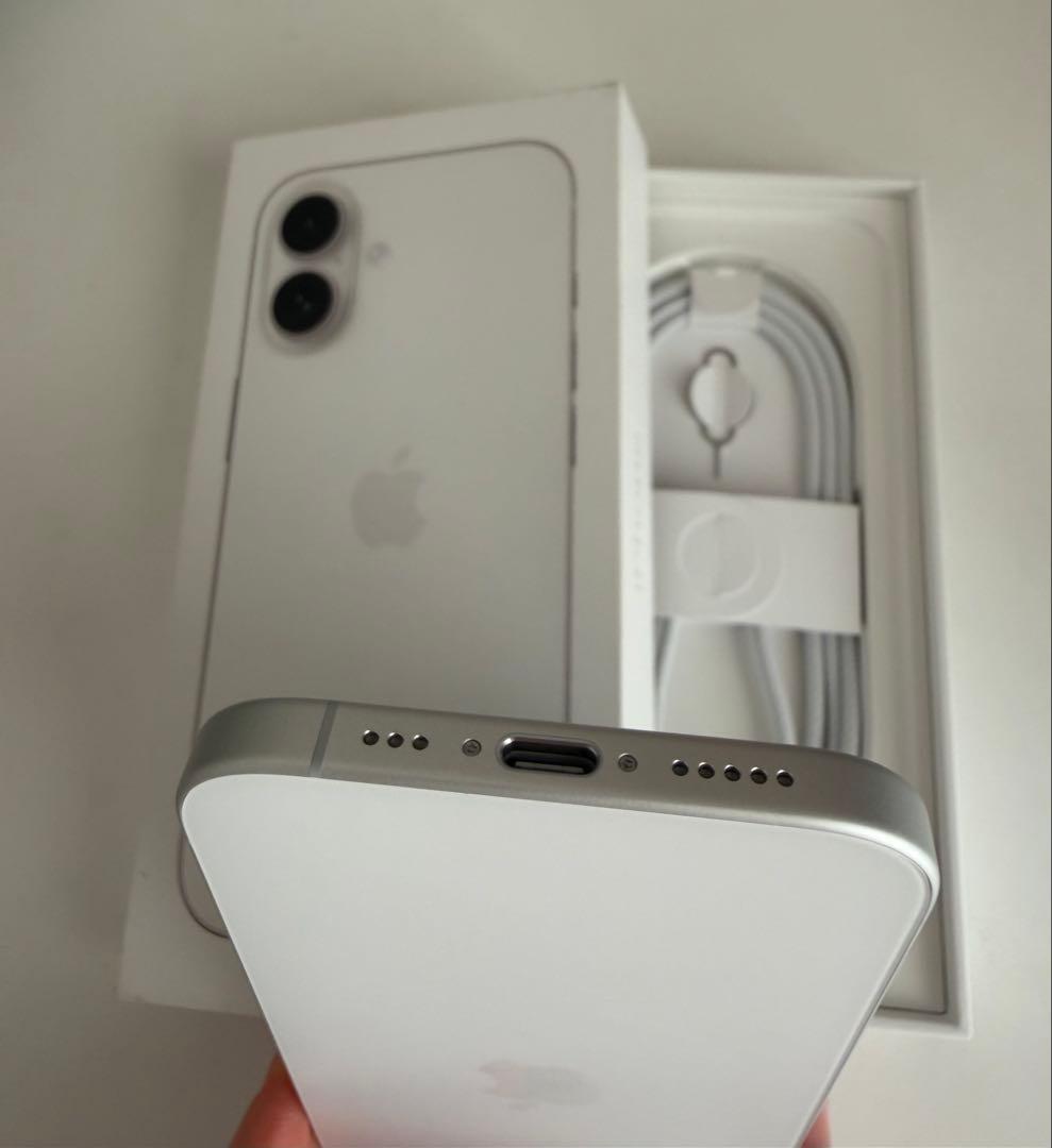 iPhone16 256GB SIMフリー ホワイト