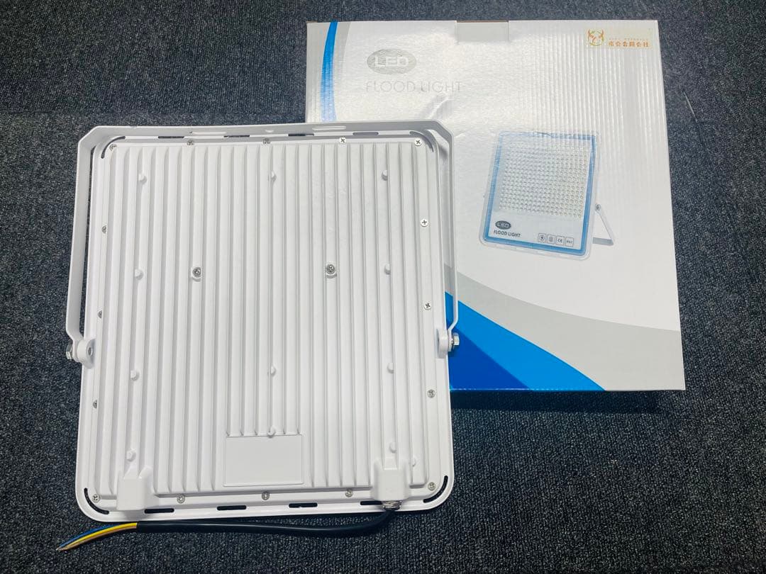 極薄型 LED 200W 2個セット昼光色6000K 22000LM IP67