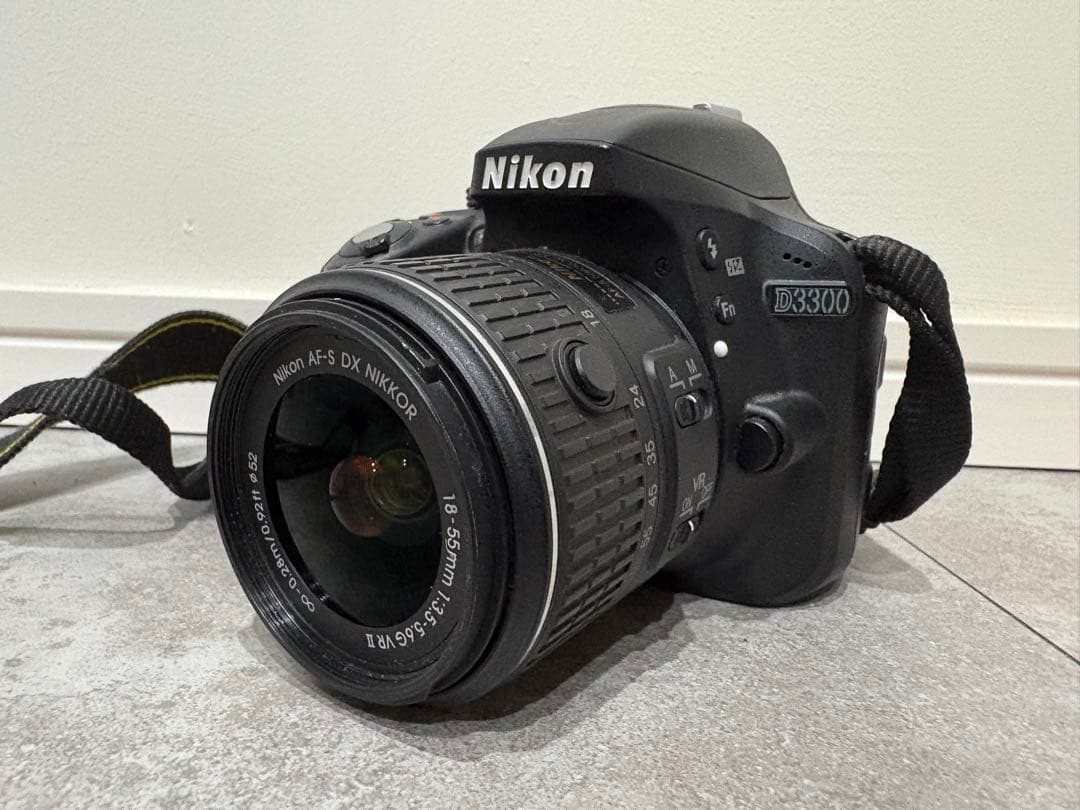NikonD3300 ダブルズームキット★スマホ転送アダプタ付