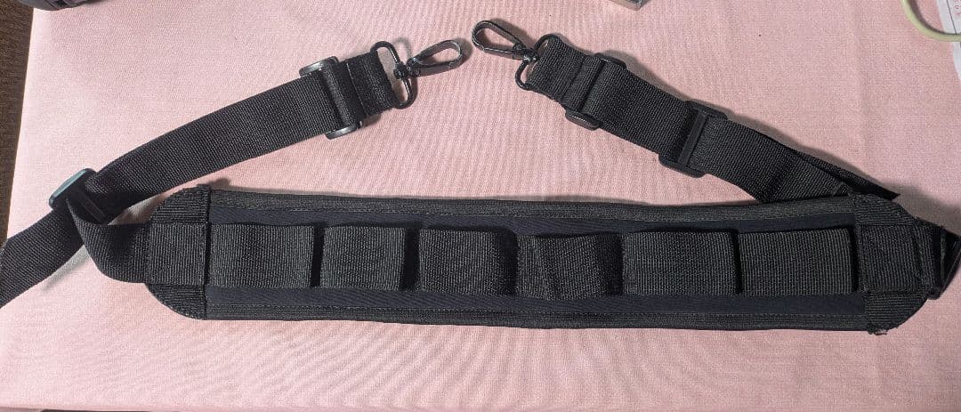 東京マルイ スパス12 エアコッキングショットガン18才スリングベルト・粗品付き