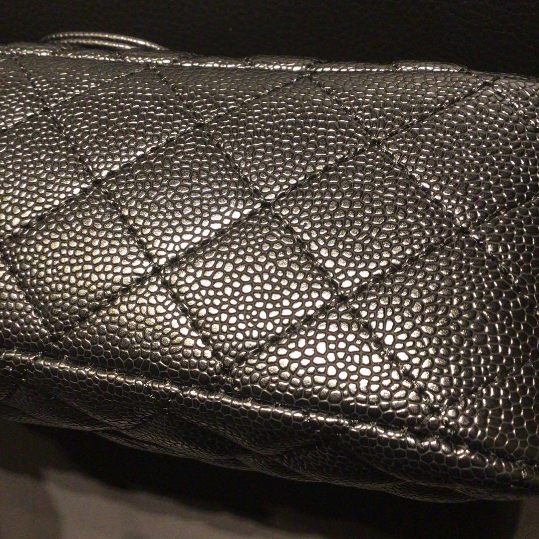 CHANEL ショルダーバッグ　シルバー ノベルティ