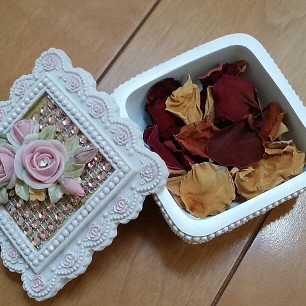 4-2  @ バラの小物入れ。