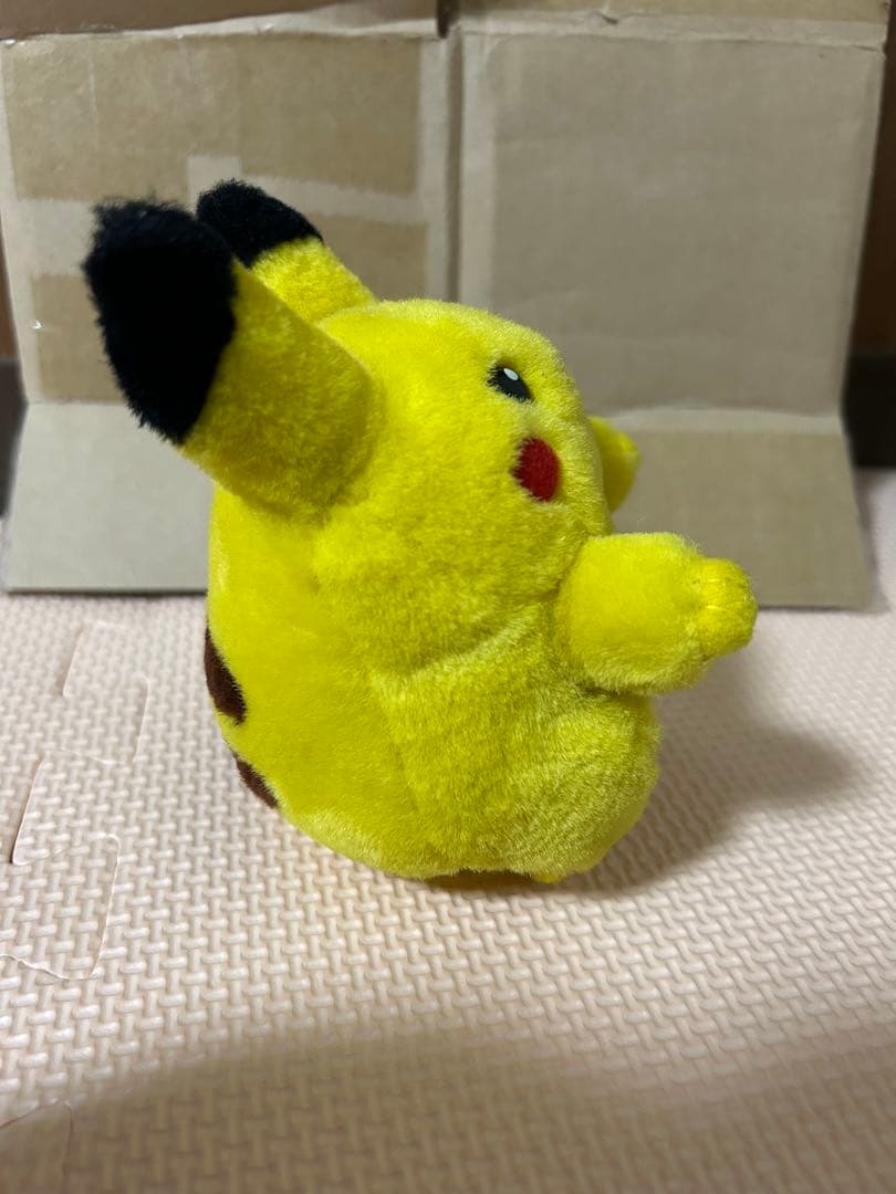 ポケモン ぬいぐるみ　Nintendo 初期　ピカチュウ　初代