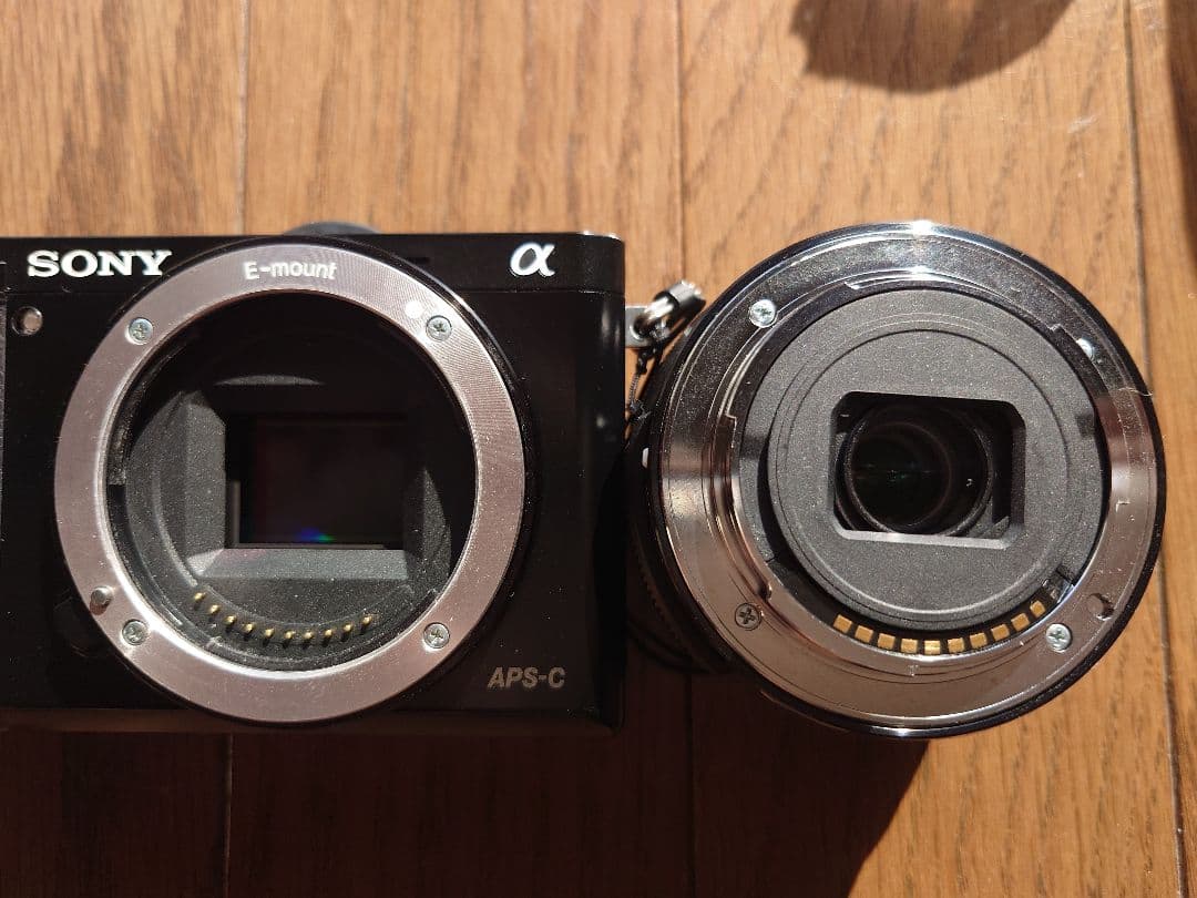 【難あり】SONY α6000 ミラーレス一眼