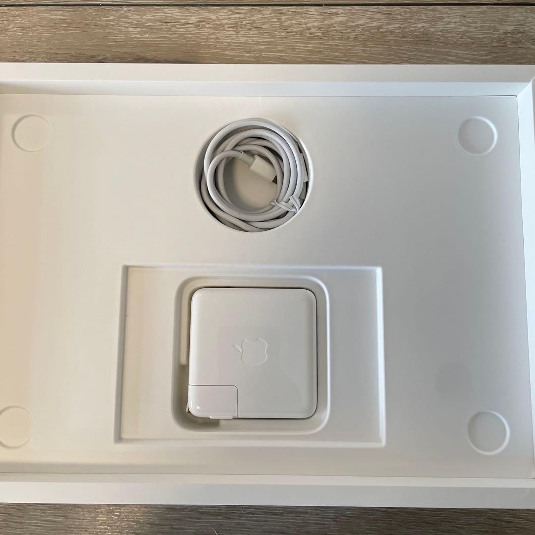 MacBook Pro 2020 13インチ