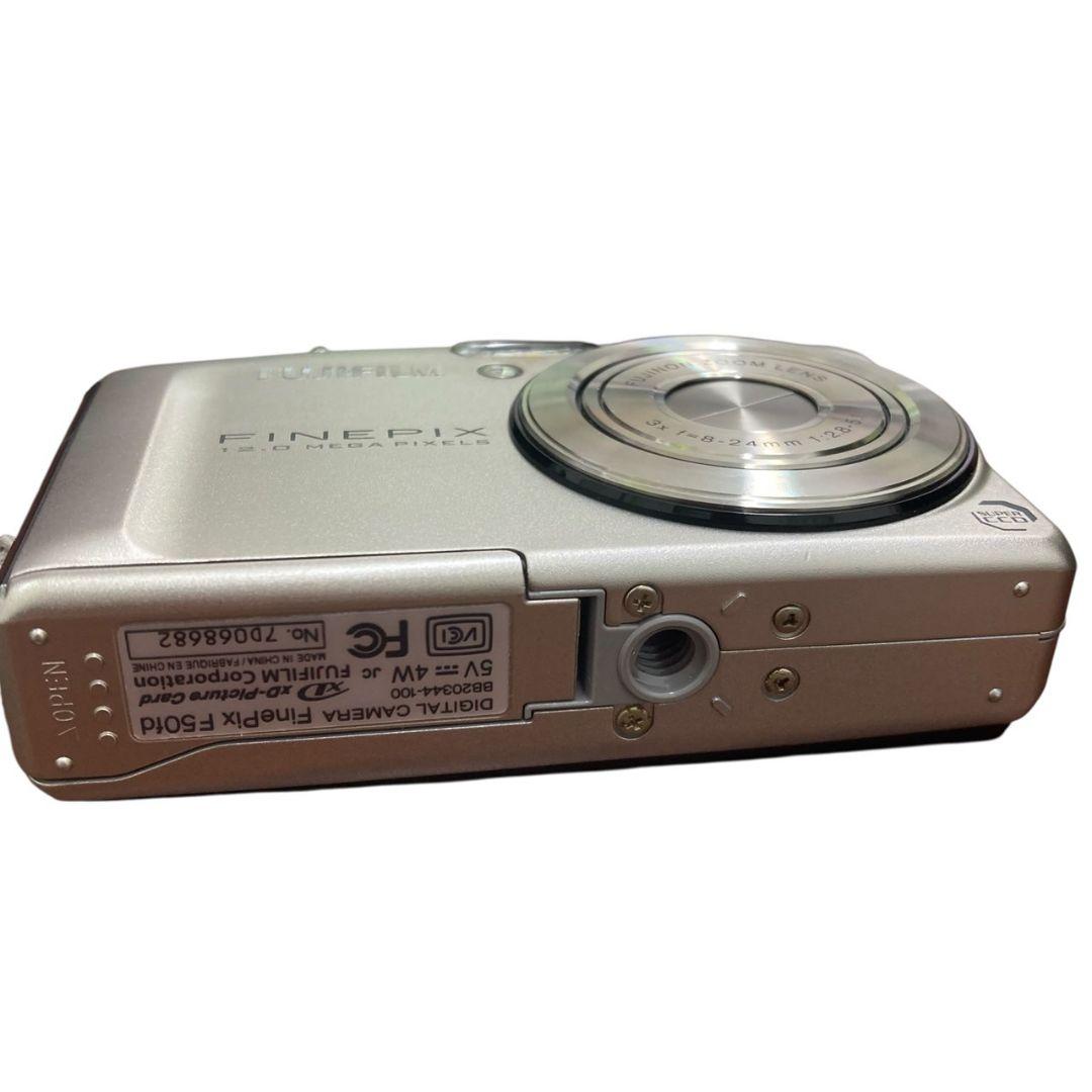 す*ず様 O19940 Fujifilm FinePix F50fd デジカメ
