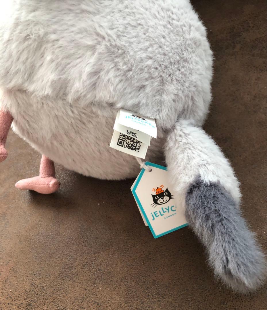 ジェリーキャット　Strutton Pigeon 鳩